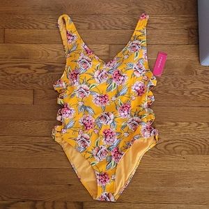NWT One Piece Swimwear